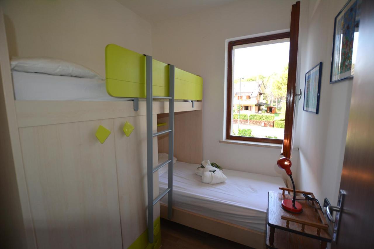 Villa In Lignano Riviera Comfortable Lignano Sabbiadoro Exterior foto